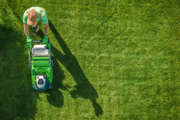 How to mow a lawn in El Cajon, CA